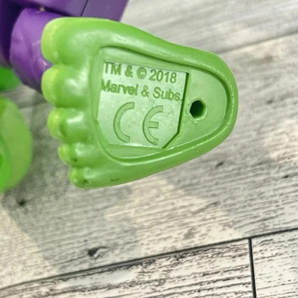 Hulk Action Figure 2018 Hasbro Kids Toy 5.5” - Picture 8 of 10